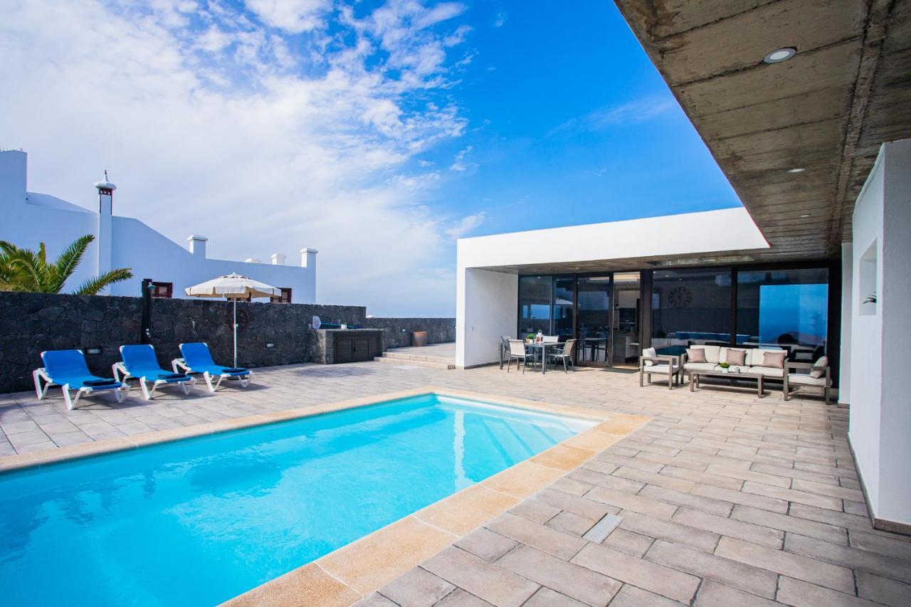 Eslanzarote Eco Villa Tony, Heated Pool, Jacuzzi, Sat Tv, Super Wifi La Costa Exterior photo