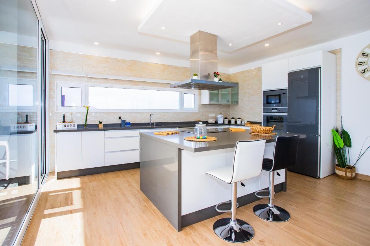 Eslanzarote Eco Villa Tony, Heated Pool, Jacuzzi, Sat Tv, Super Wifi La Costa Exterior photo