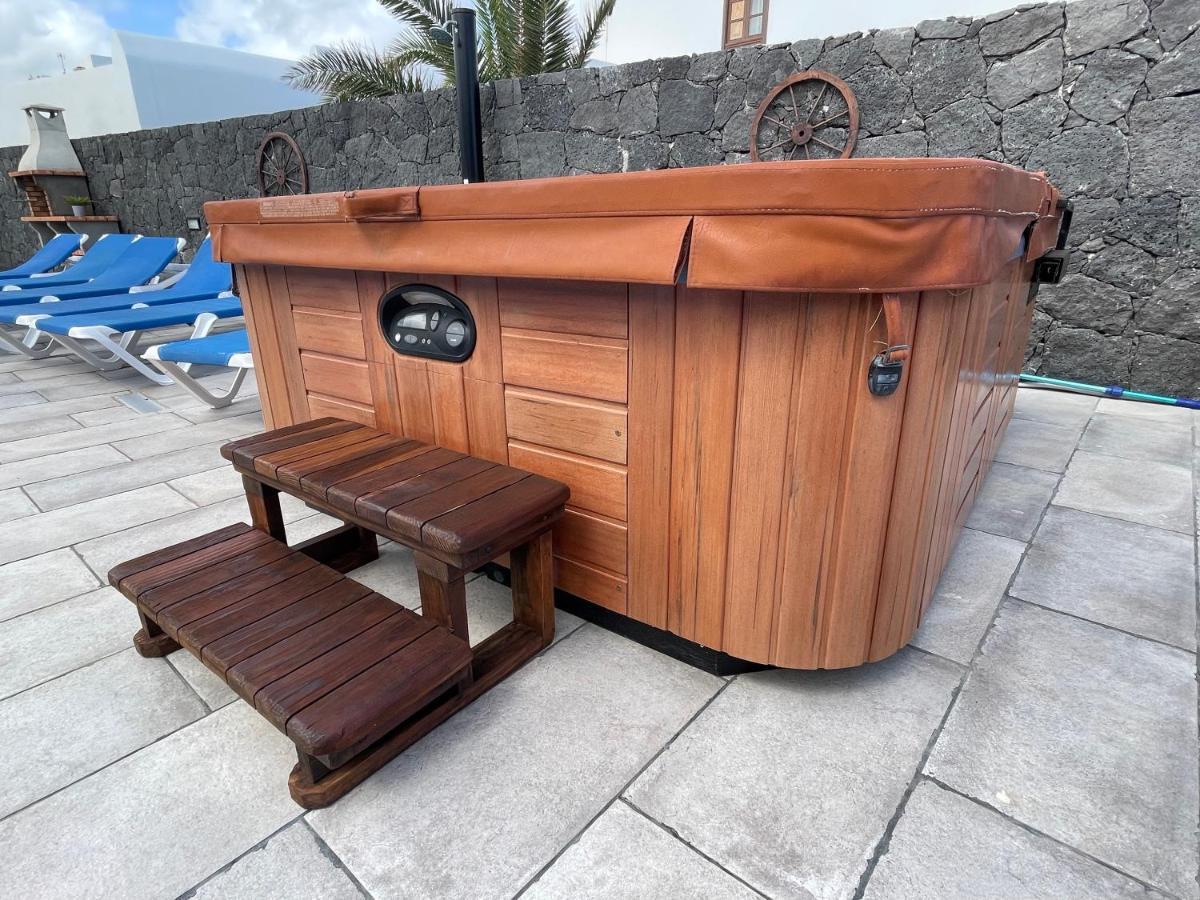 Eslanzarote Eco Villa Tony, Heated Pool, Jacuzzi, Sat Tv, Super Wifi La Costa Exterior photo